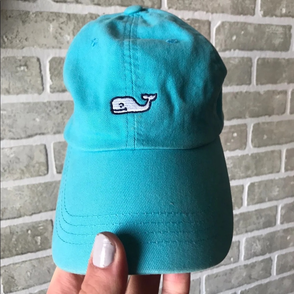 Vineyards vines hat
